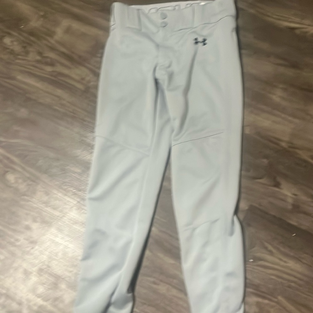 Gray under Armour baseball pant/active pants